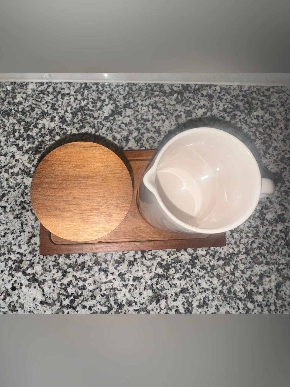 Rae Dunn cream and sugar set